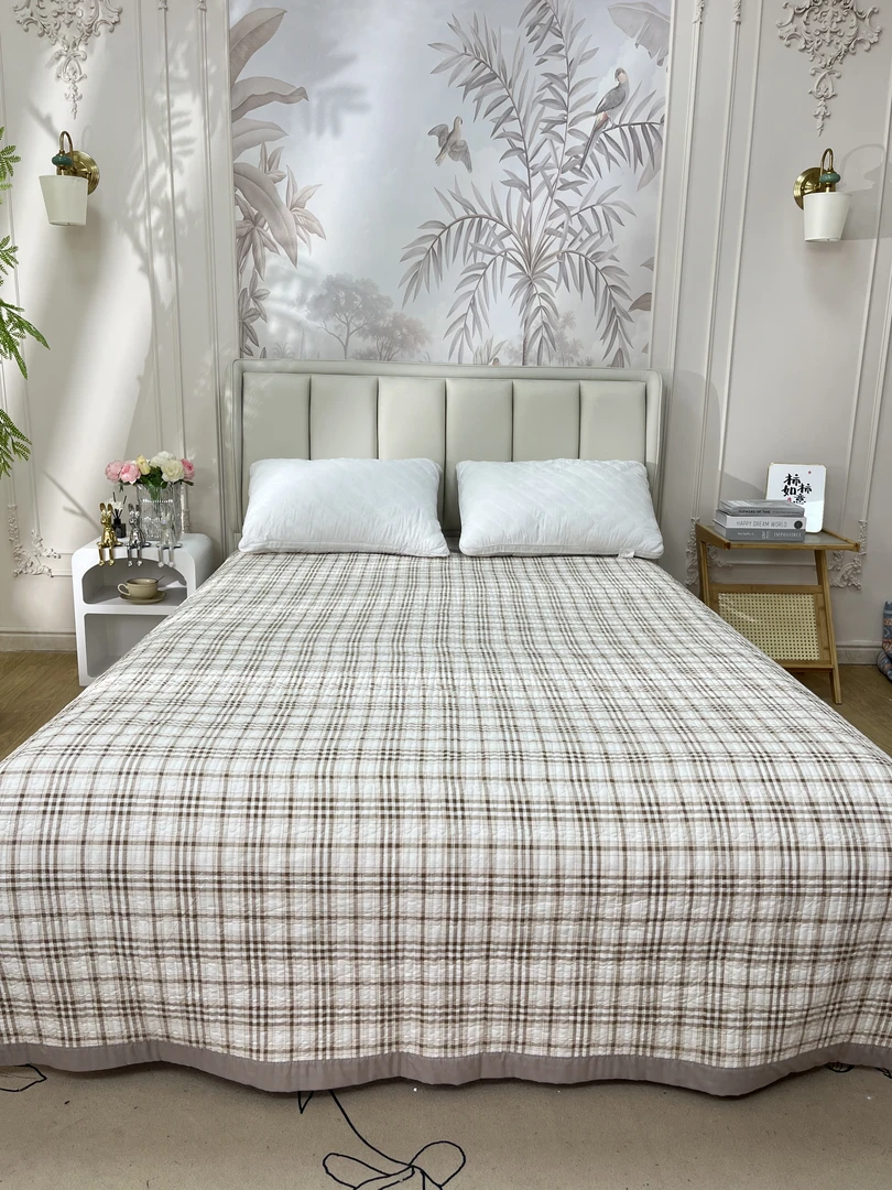【素色格子绗缝四季床盖】绗缝水洗棉床盖三层夹棉防滑加厚机洗