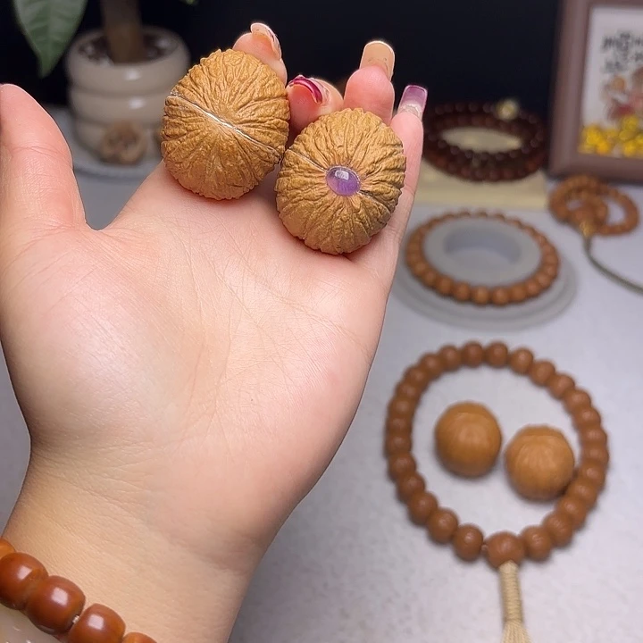 猴头核桃吊坠36镶嵌微反油款