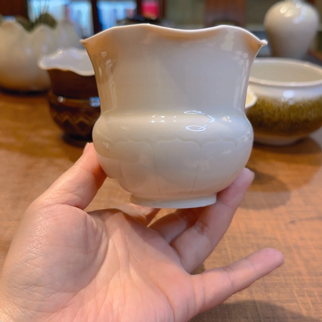 仿古定瓷 花口建水 360ml