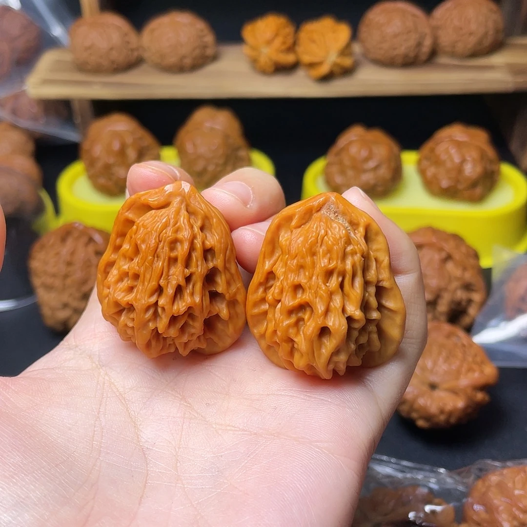 健***l吊坠桃核葫芦福利