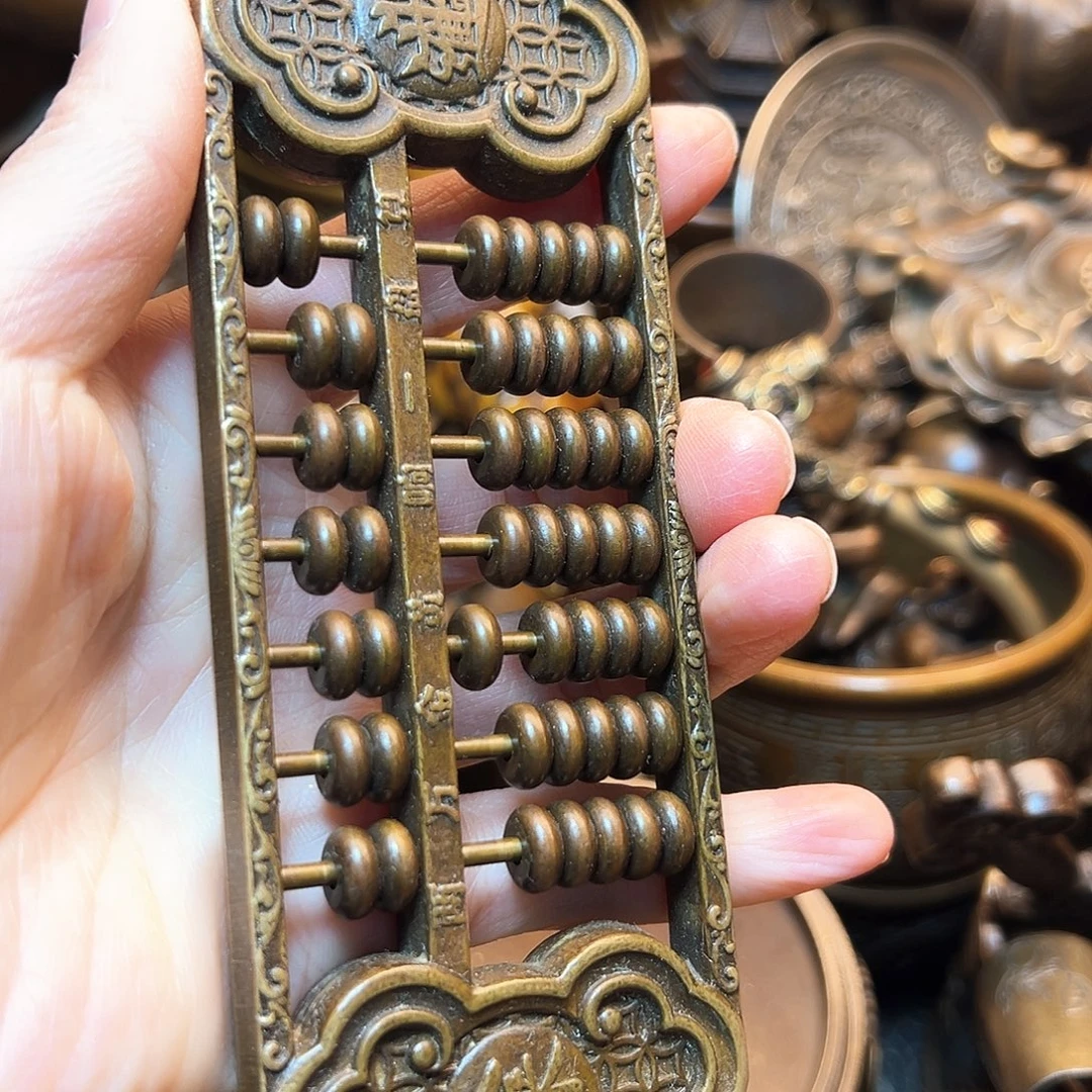 精美铜器工艺品等