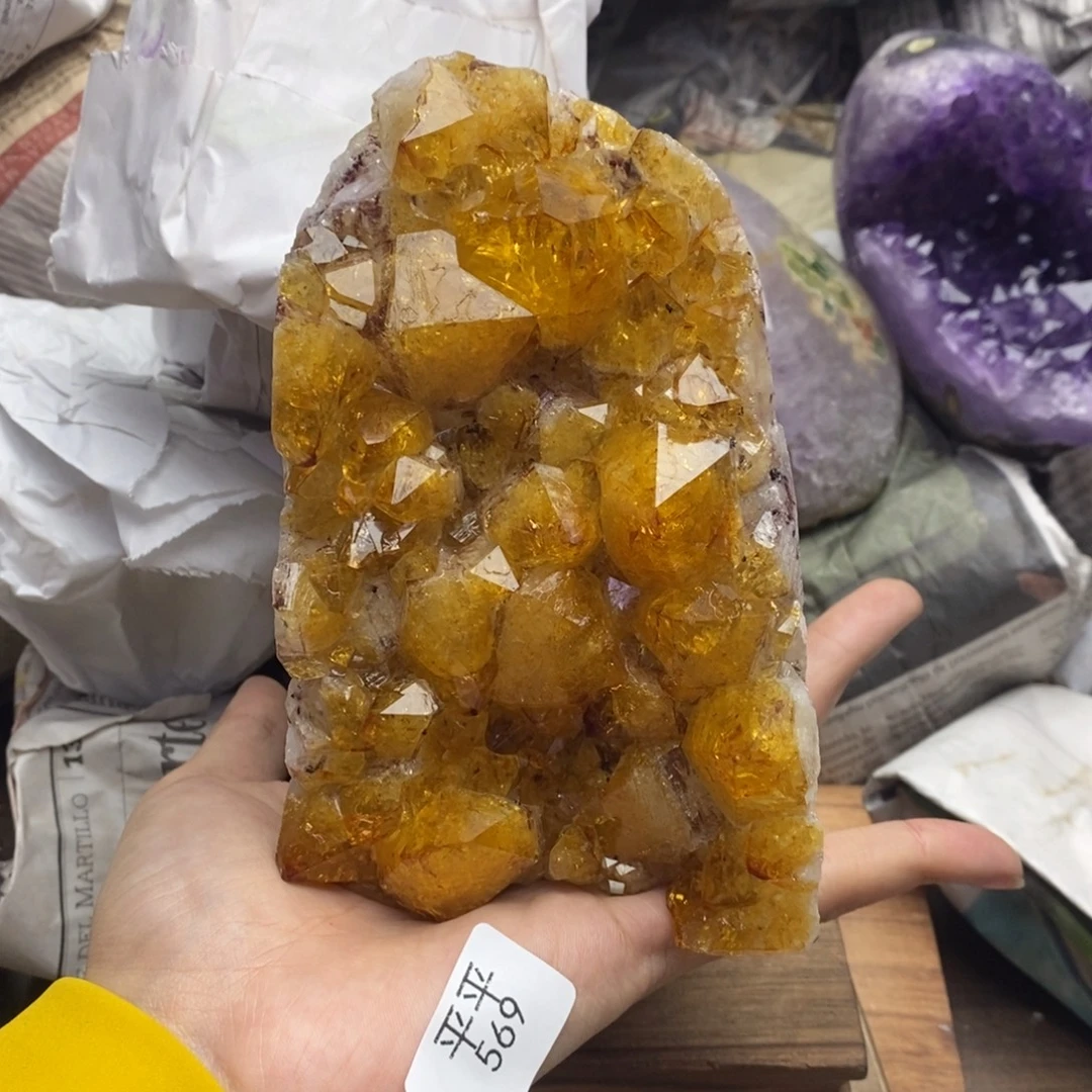 紫晶未镶嵌大型摆件（非配饰）