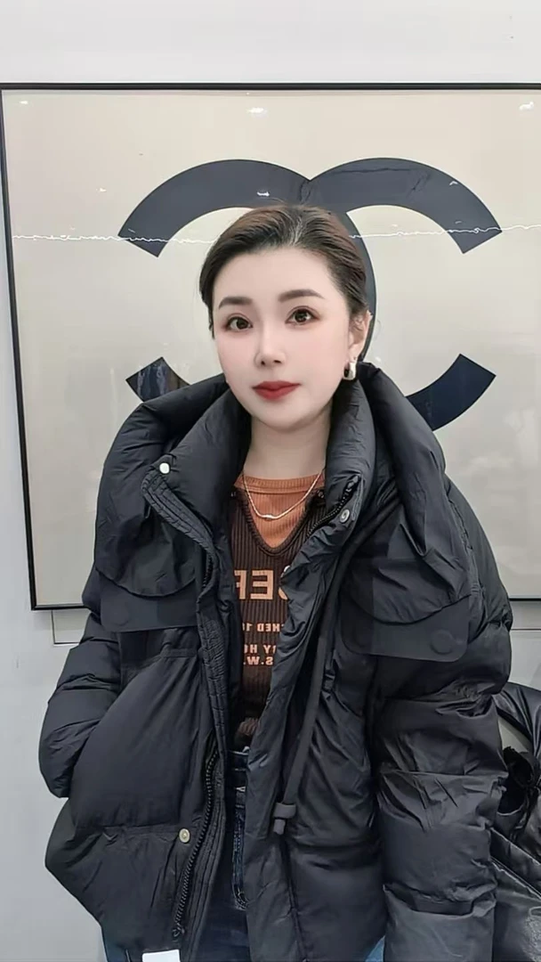 保暖潮流百搭火龙果色轻薄羽绒服秋冬连帽厚款时尚