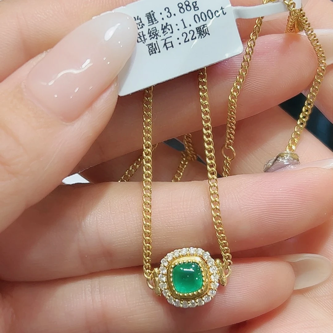 18K金镶嵌套链祖母绿冰*凌