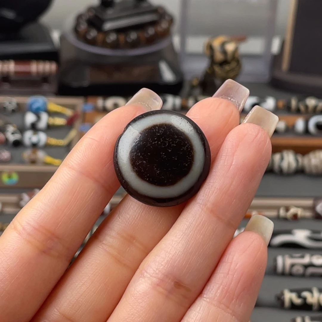 玛瑙/玉髓未镶嵌珠宝半成品同****郑