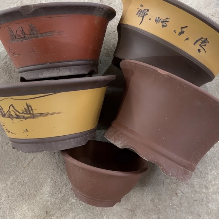紫砂花盆100-4。           微瑕