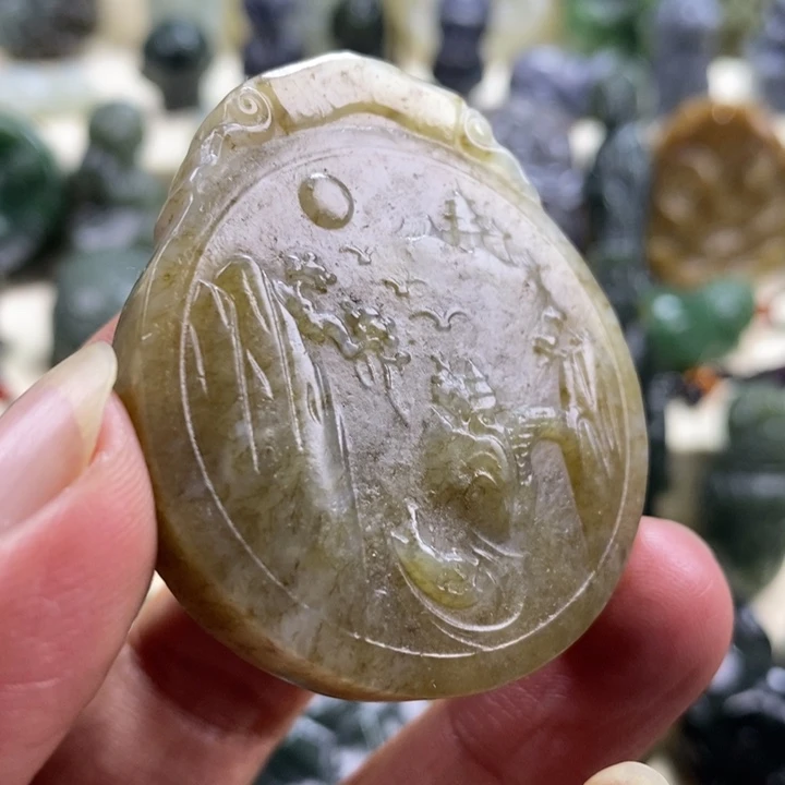 和田玉未镶嵌颈饰