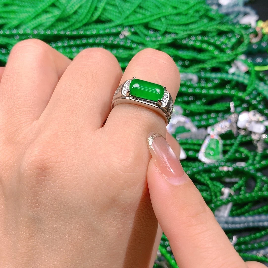 翡翠手链未镶嵌天然