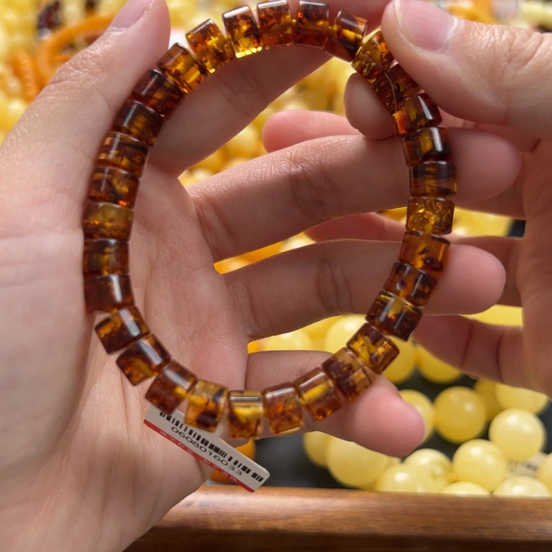 未镶嵌琥珀珠宝奇石