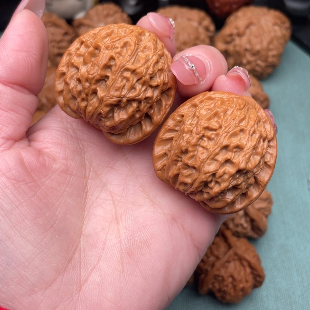 默***墨把件文玩核桃全品金牛39