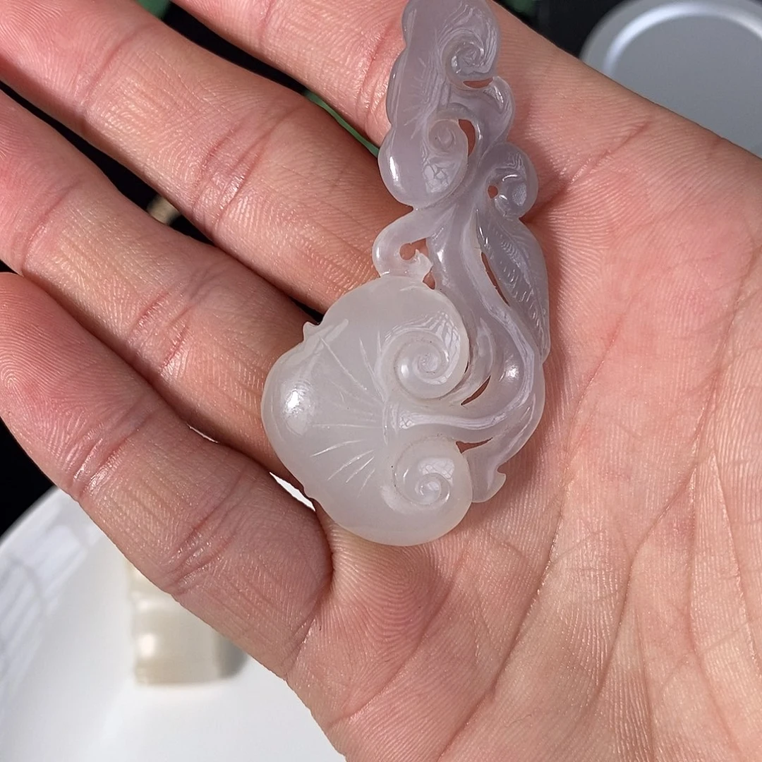 和田玉吊坠(不含链)未镶嵌烟紫如意