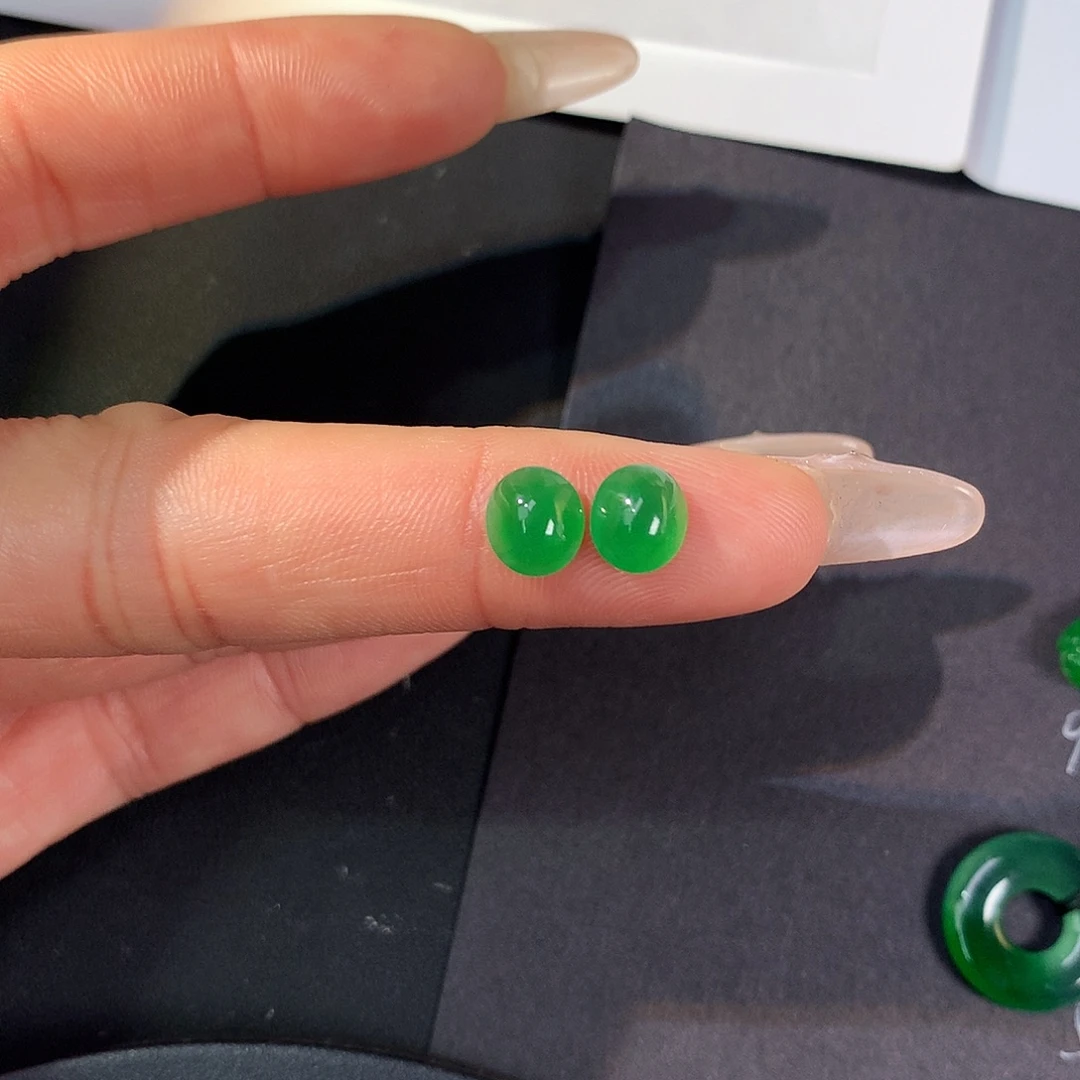 翡翠散珠7.46/6.77/3.35翡翠翡翠