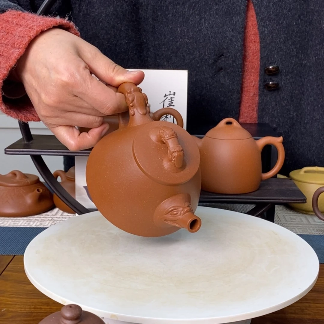 紫砂茶壶宝****。宜兴紫砂艺术