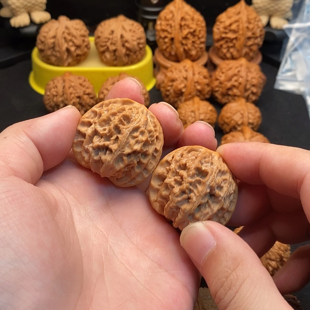 文玩核桃把件苹果园39尺