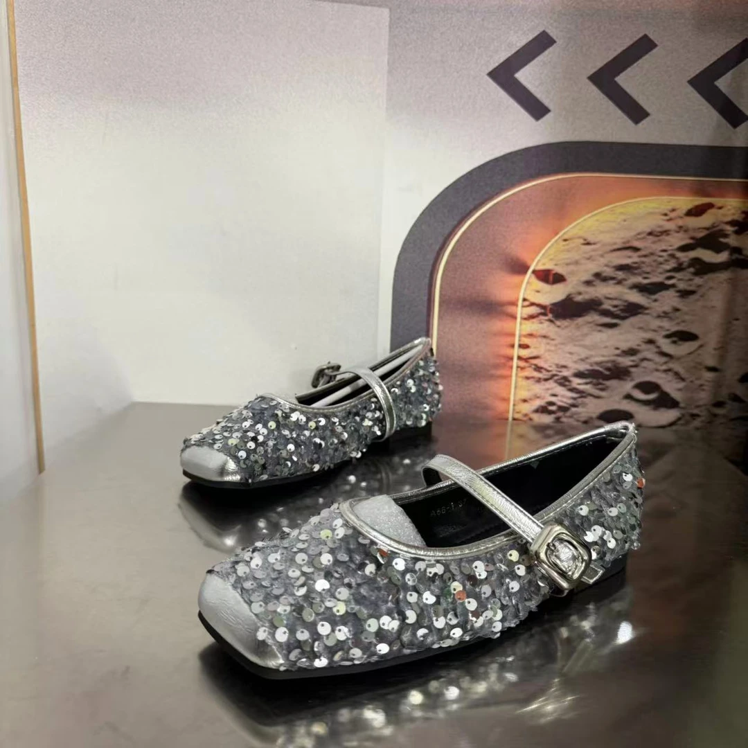 66-1夏款上新2025夏季新品时尚百搭小香风女鞋