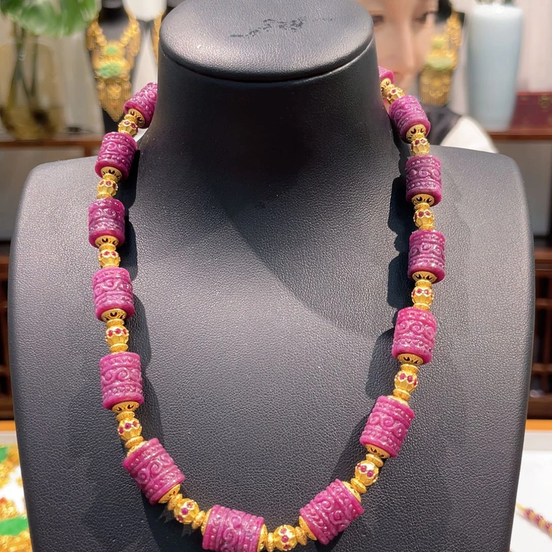 锦纶铁合金吊坠项链红宝