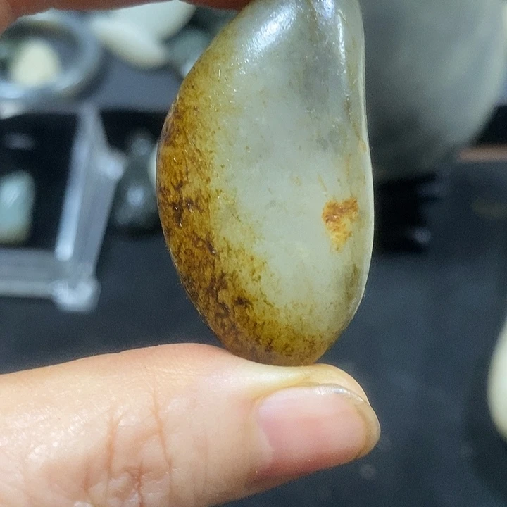 未镶嵌和田玉（糖玉）挂件