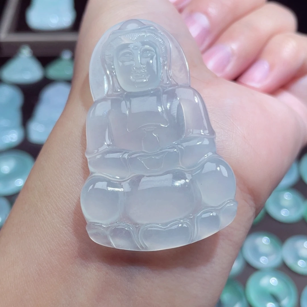颈饰未镶嵌翡翠观音