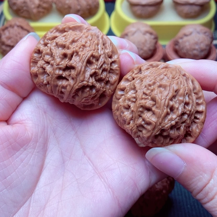 【闪购商品】文玩核桃把件水龙纹