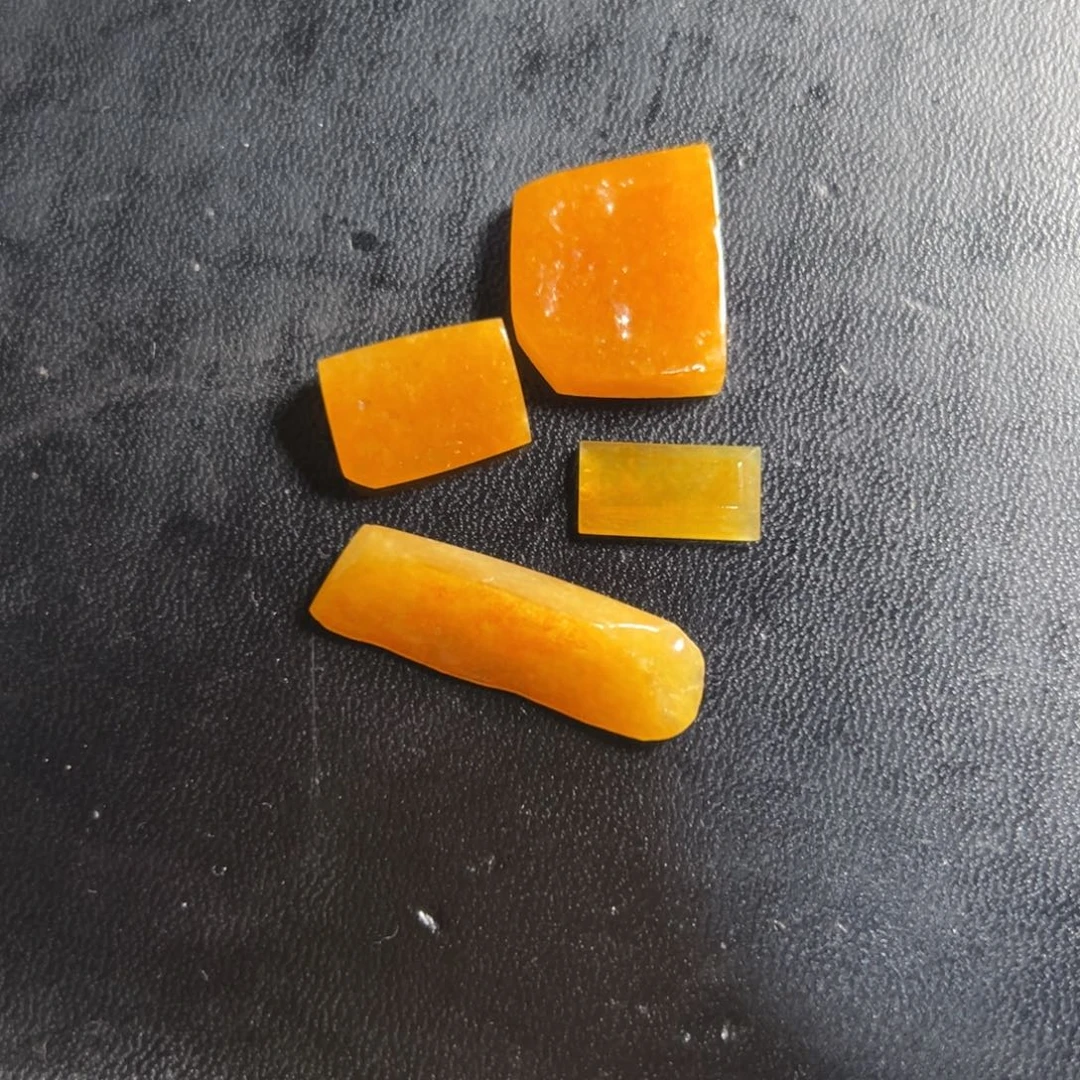 象***象定制翡翠未镶嵌红黄翡