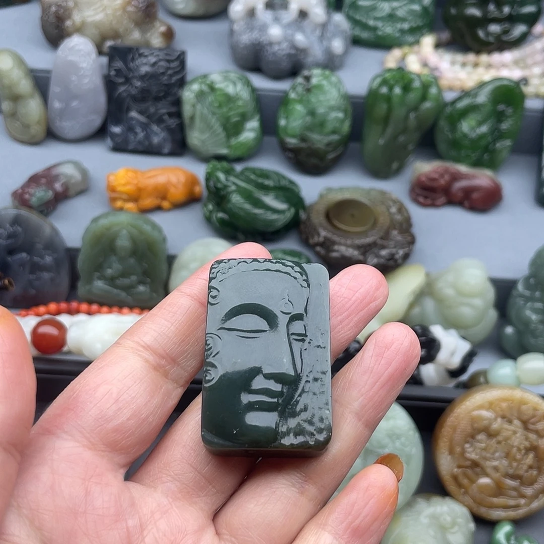 和田玉未镶嵌颈饰