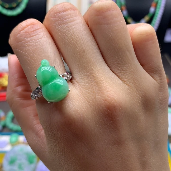 翡翠未镶嵌戒指翡翠葫芦戒指