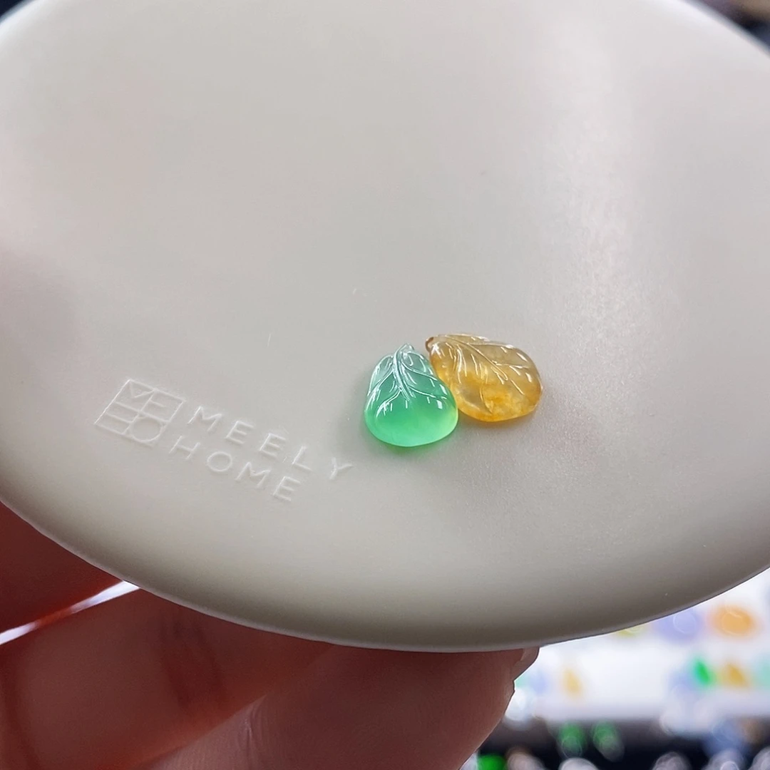 散珠翡翠双彩芭蕉叶