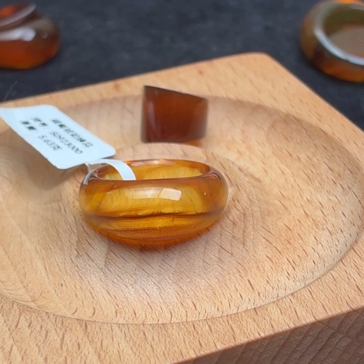 琥珀未镶嵌珠宝奇石20mm
