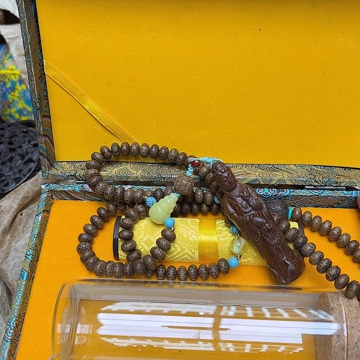 大叶紫檀（黑酸枝木类）