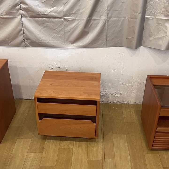 北美样品床头柜不退不换