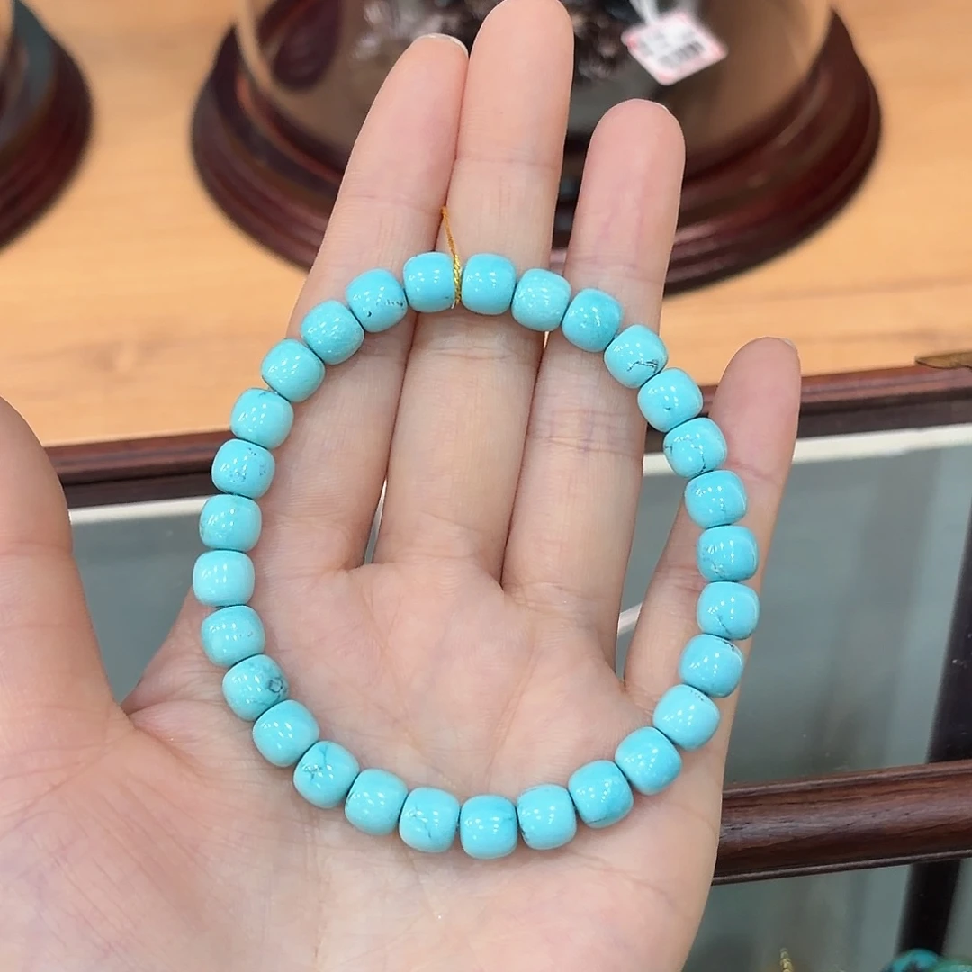 绿松石未镶嵌颈饰