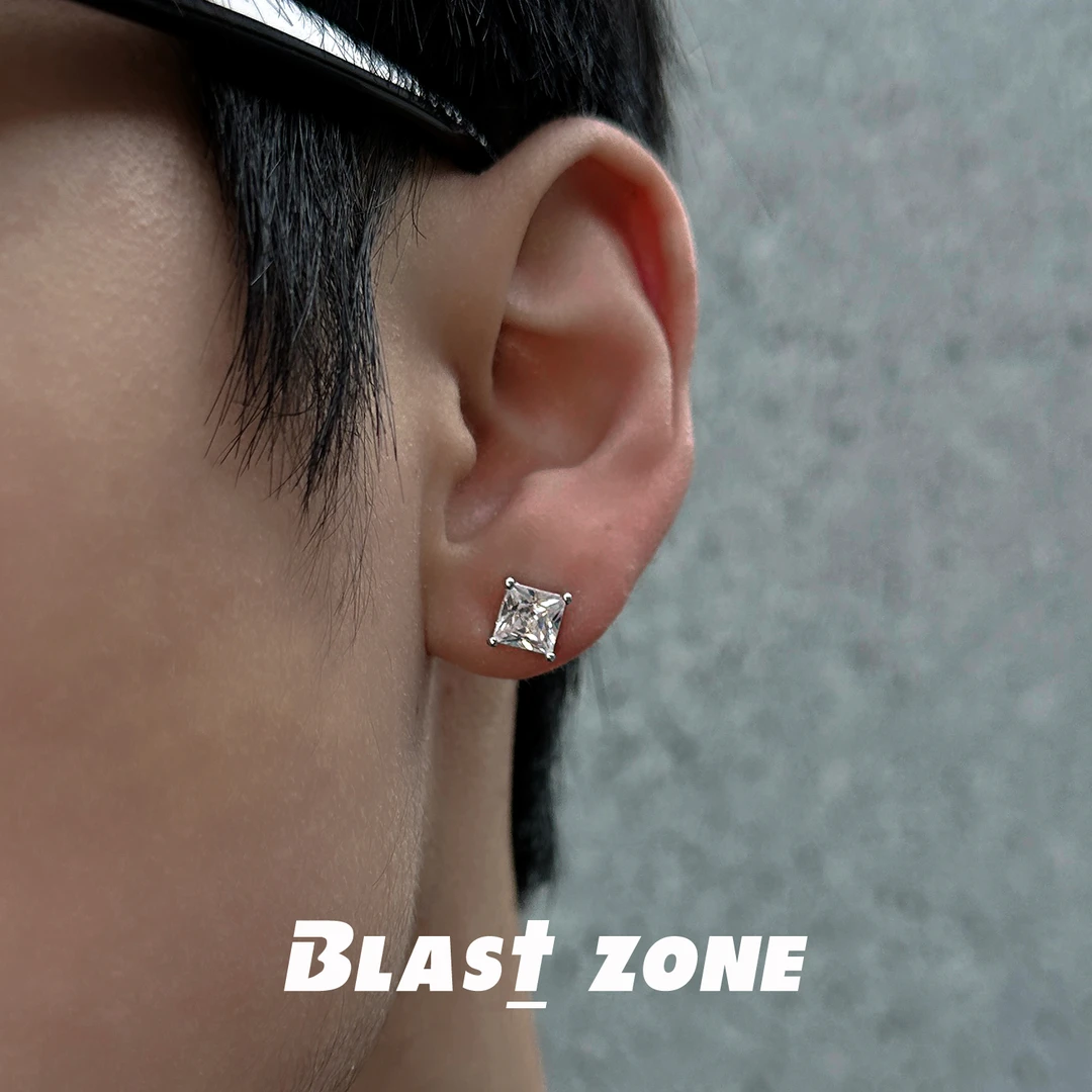 925银合成锆石耳饰 冰块耳钉方形公主切锆石高级感养耳洞耳环男女