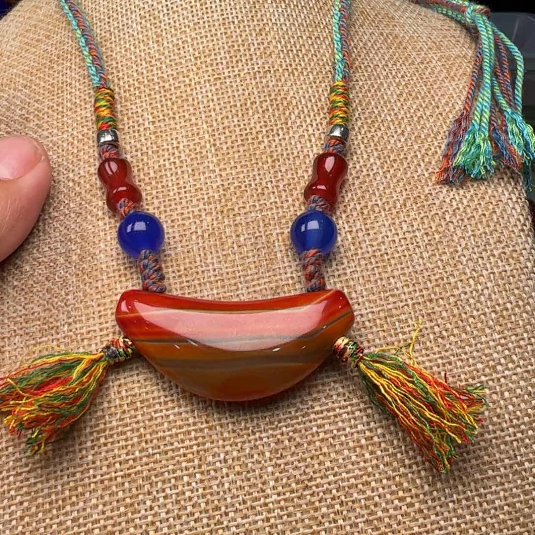 玛瑙/玉髓颈饰未镶嵌