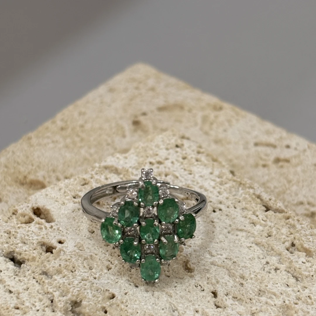 非金属亚克力戒指 亚克力仿祖母绿戒指