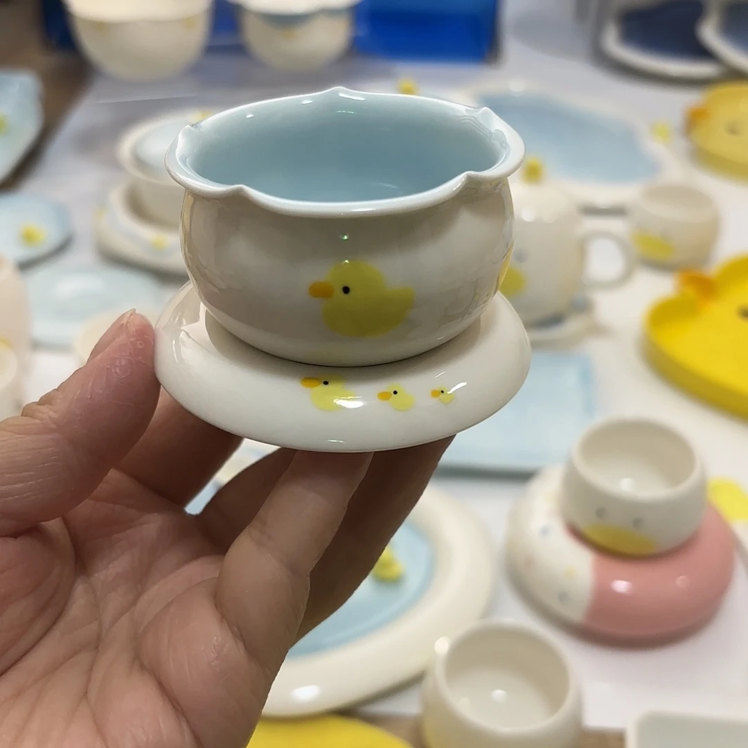 余***勒小杯加小碟子一套