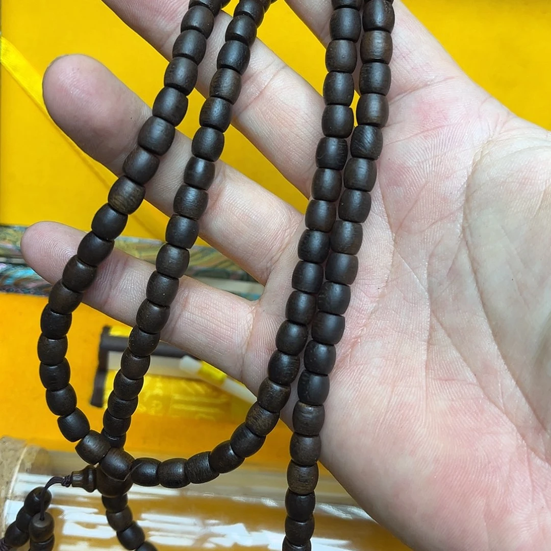 大叶紫檀（黑酸枝木类）