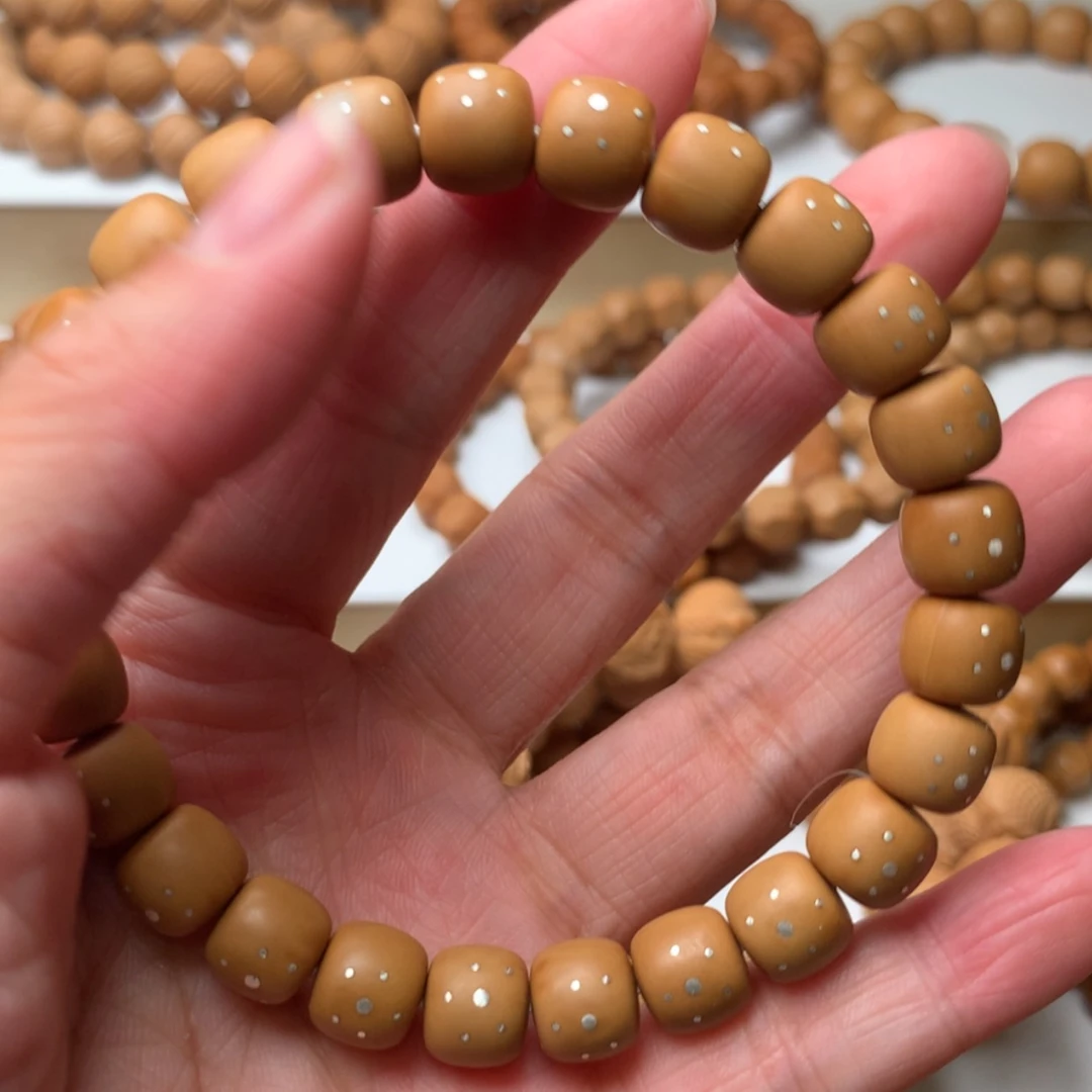 【闪购商品】猴头核桃吊坠觀****的定制大满贯一金两银