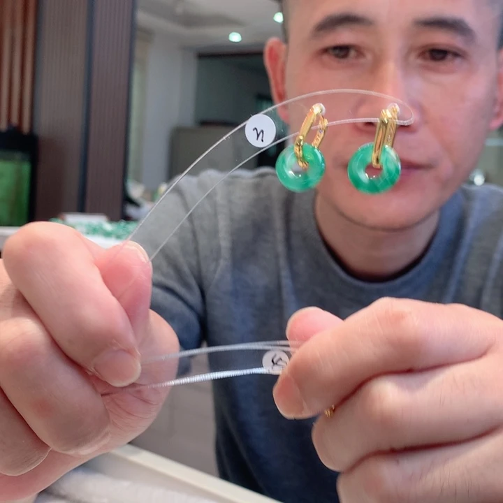 石英质玉未镶嵌手链福利卡12米