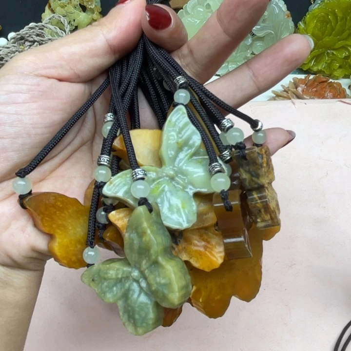 紫***迷蛇纹石玉未镶嵌颈饰