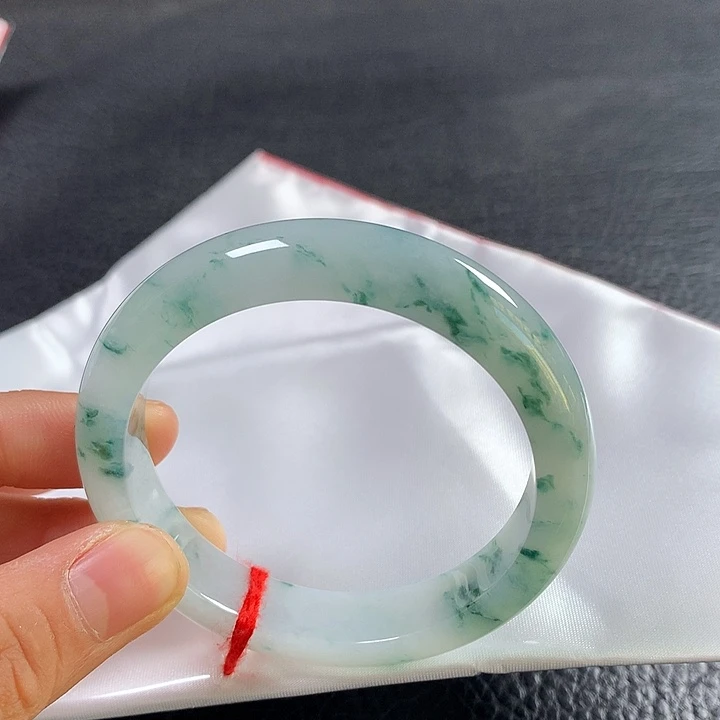 翡翠未镶嵌手镯53➕