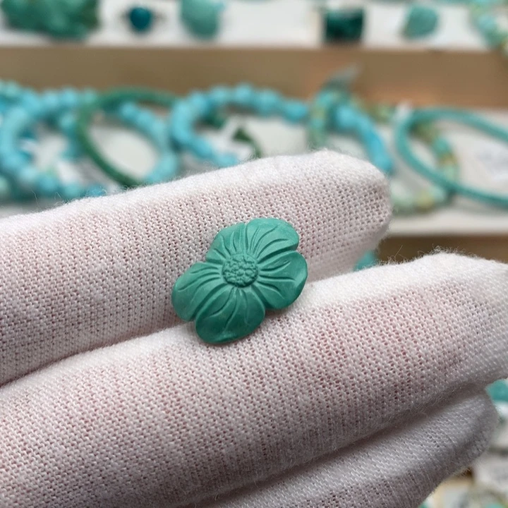 绿松石未镶嵌珠宝奇石12.6mm