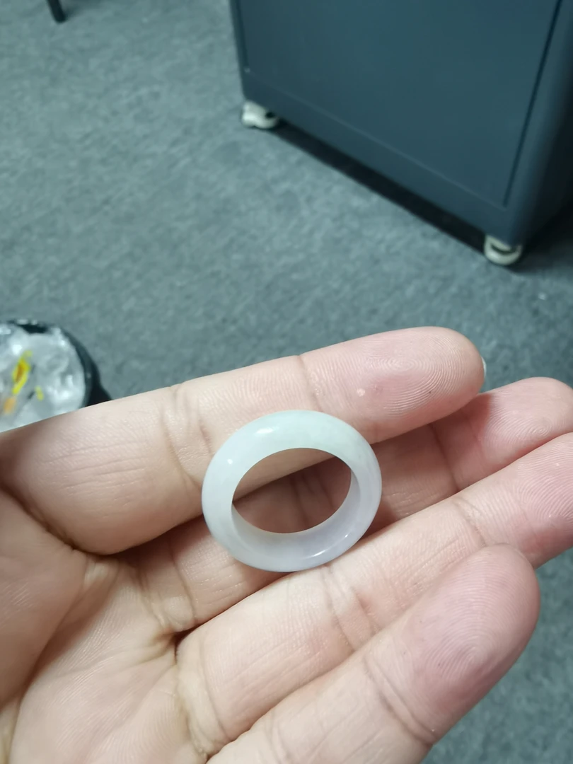 卡17.8缅甸翡翠戒圈