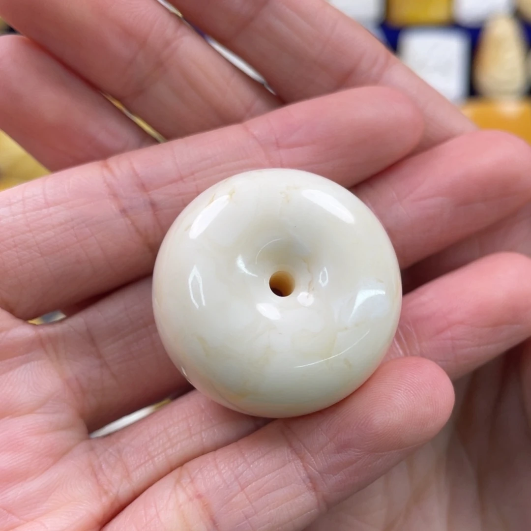 蜜蜡裸石未镶嵌琥珀蜜蜡扣子