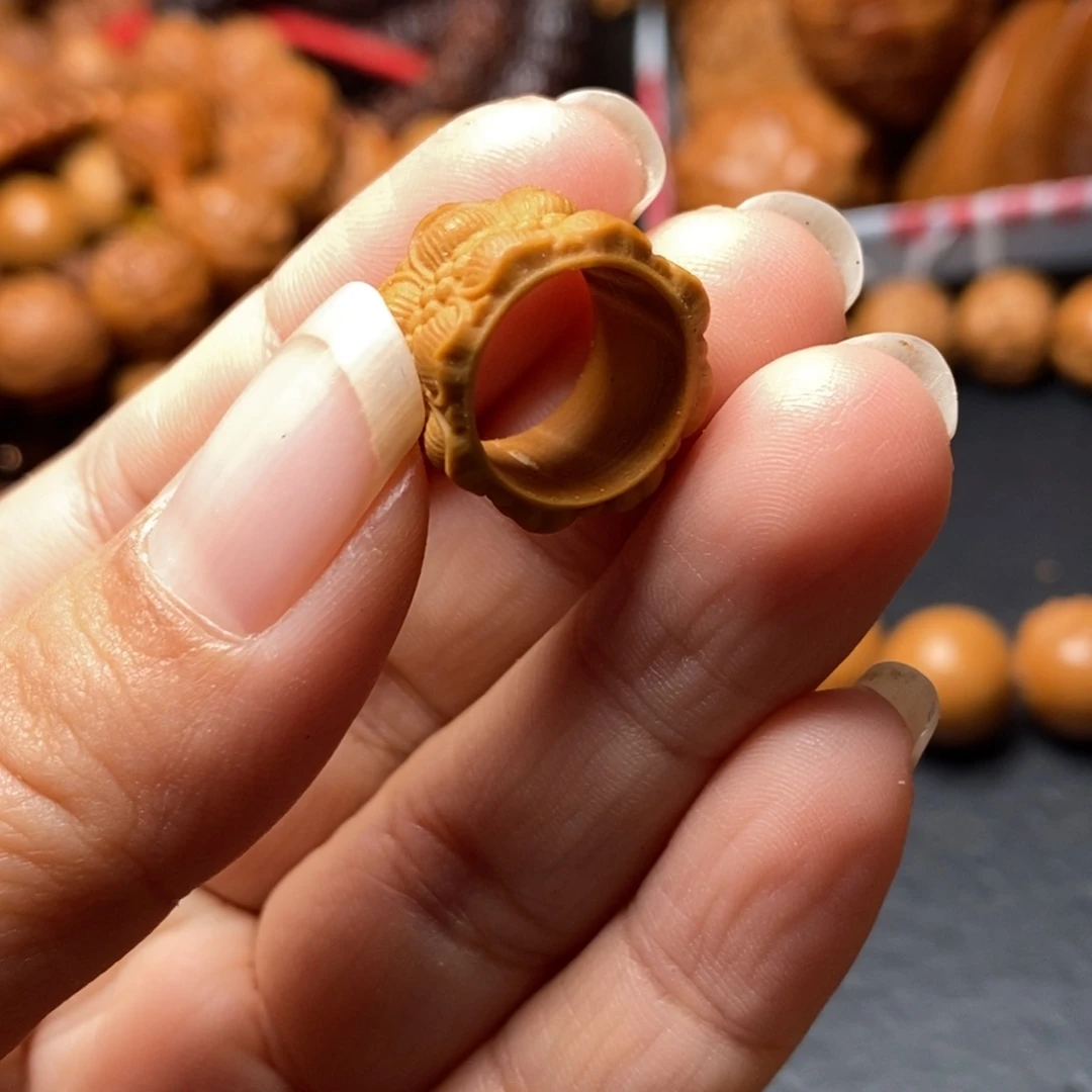 吊坠猴头核桃橄榄