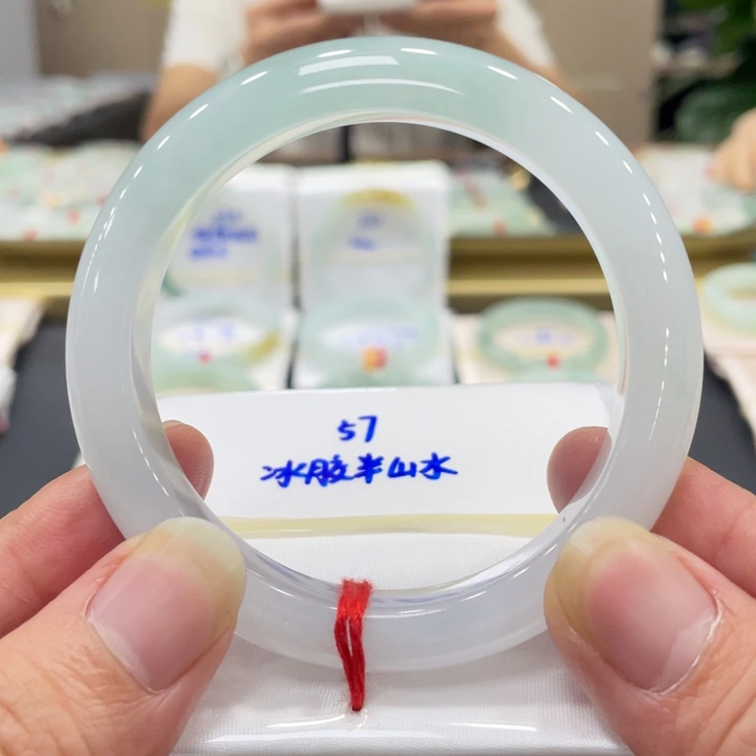 翡翠未镶嵌手镯翡翠手镯