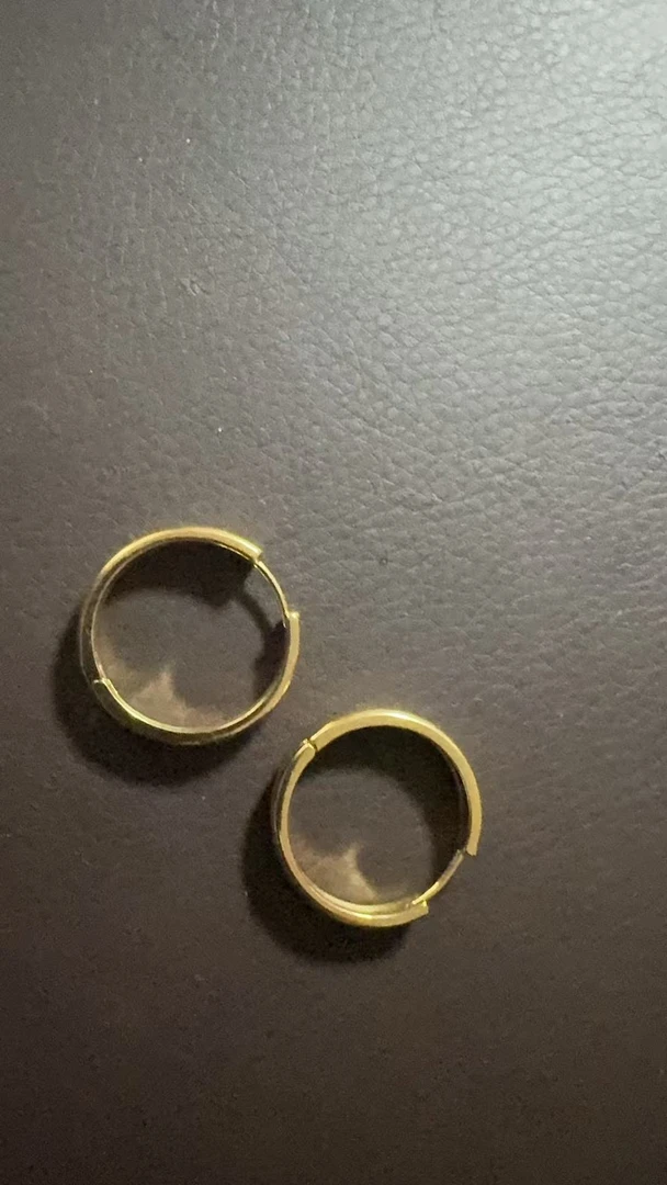 戒指 D220【珍藏级别】时尚百搭宽面耳饰