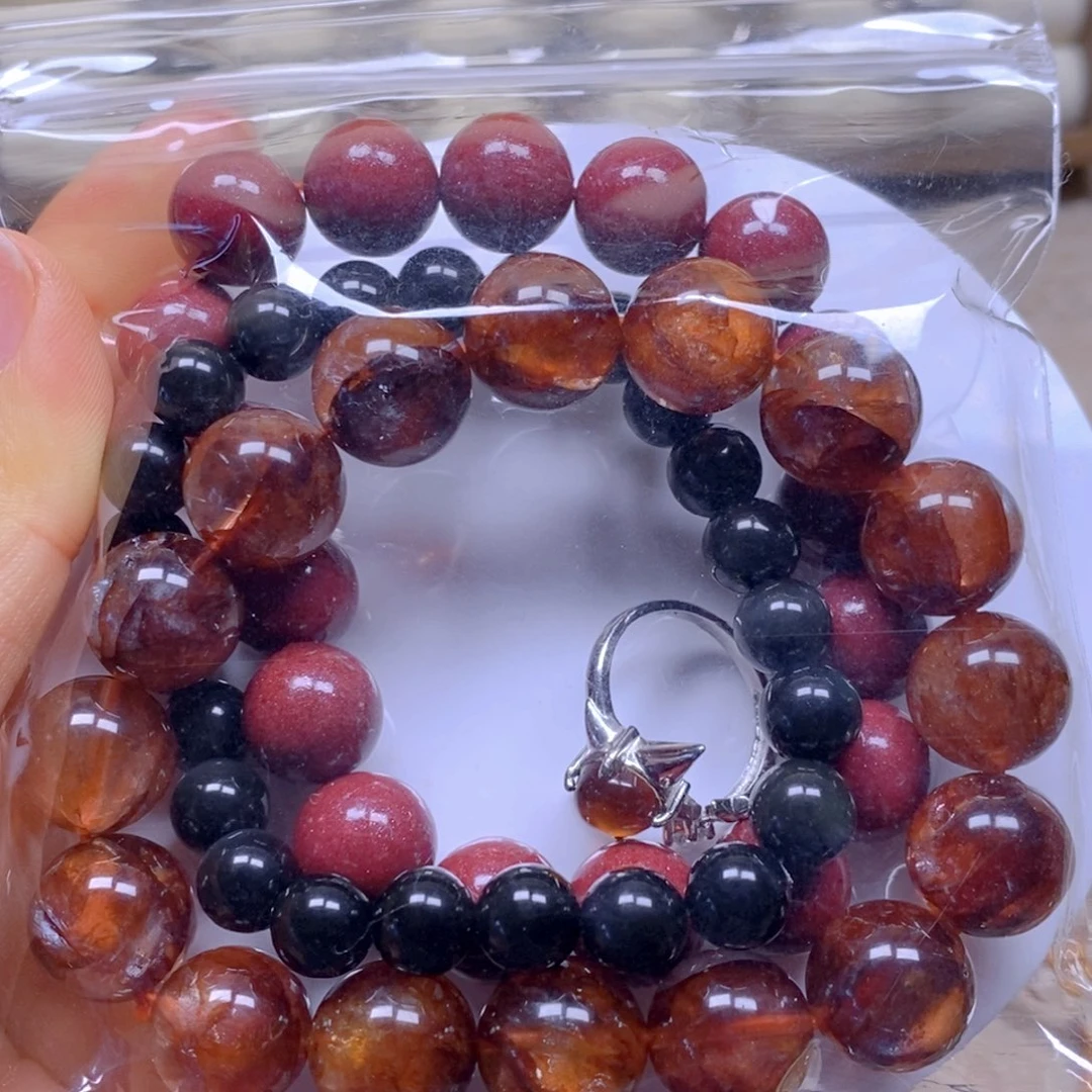 颈饰未镶嵌水晶，