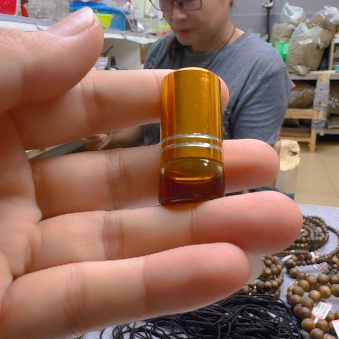 沉香香囊沉香M****莎10克精油