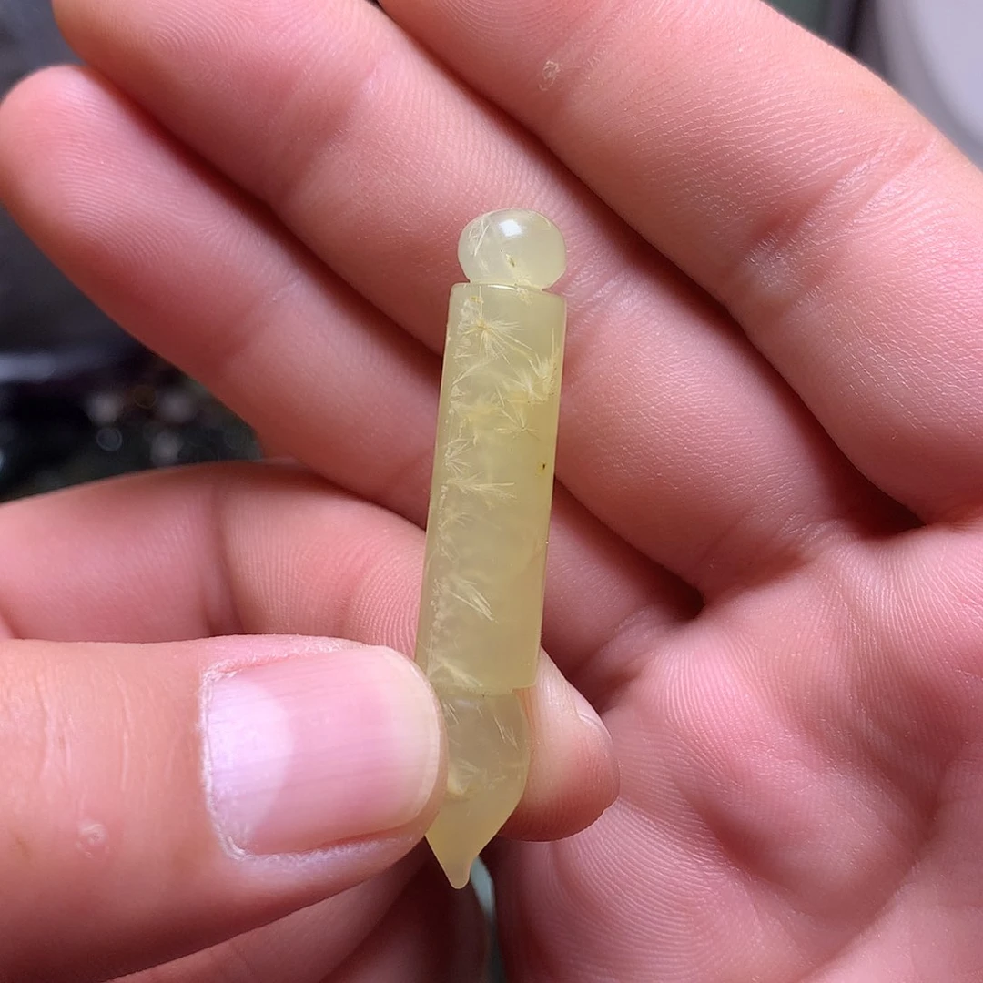 未镶嵌岫玉岫玉颈饰挂坠