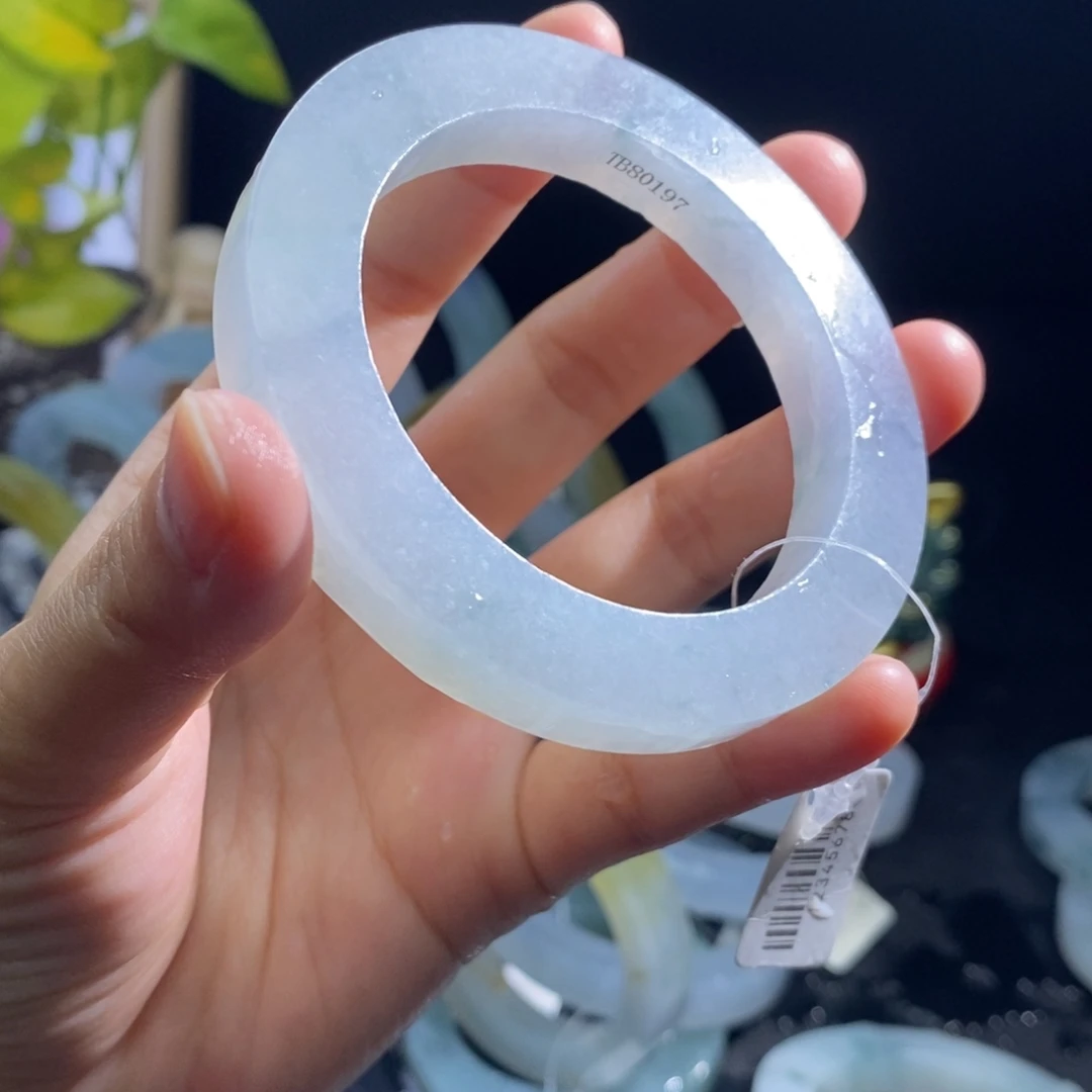 未镶嵌翡翠定制翡翠